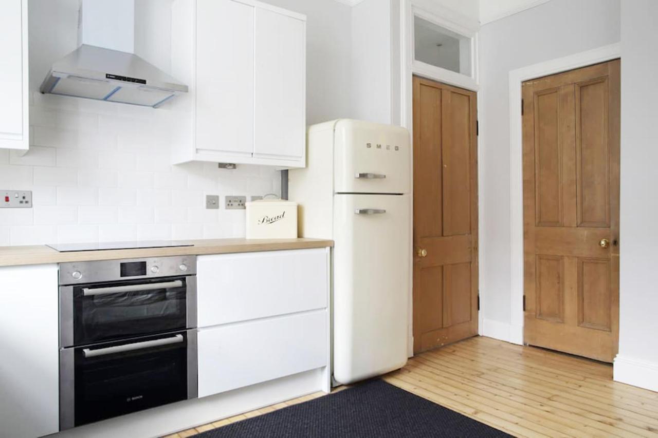 Stylish City Centre Apartments - D Terrace Residence Эдинбург Экстерьер фото